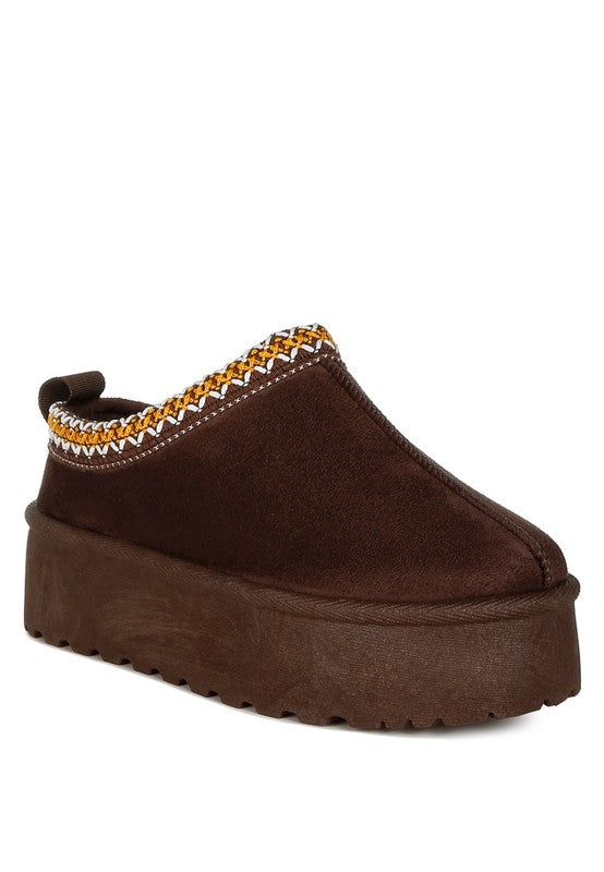 Embroidered Platform Classic Slip-On