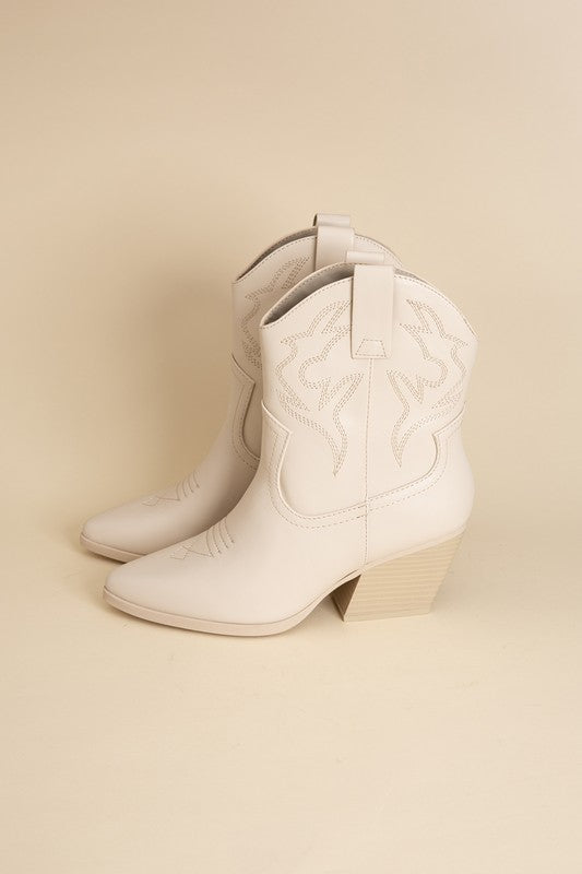 Blaze Short Western Boots