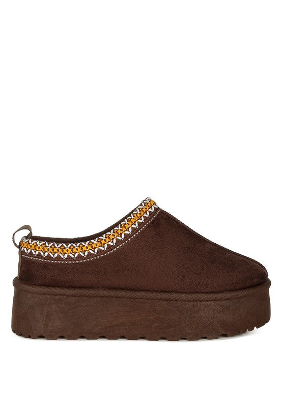 Embroidered Platform Classic Slip-On