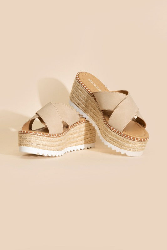 Raffia Cross Platform Slides