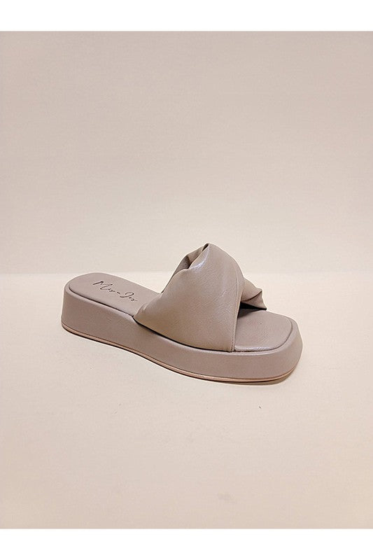 Ocean Walk Platform Sandal