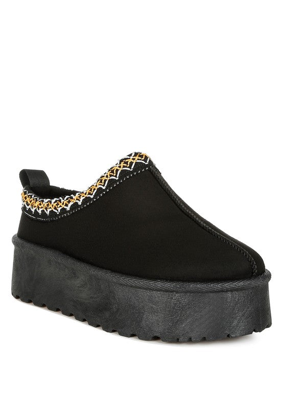 Embroidered Platform Classic Slip-On