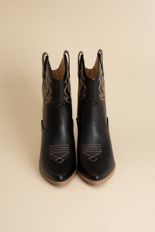 Blaze Short Western Boots